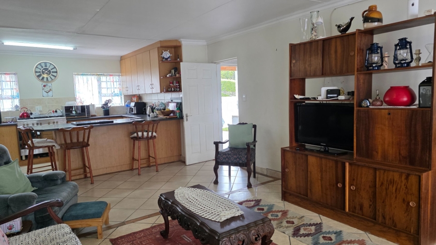 3 Bedroom Property for Sale in Fraaiuitsig Western Cape